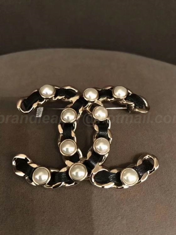 Chanel Brooch 467